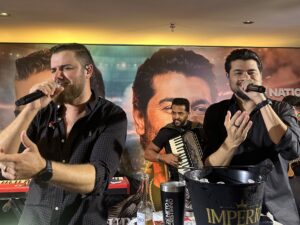 Zé Neto & Cristiano anunciam DVD de 15 anos de carreira em Brasília